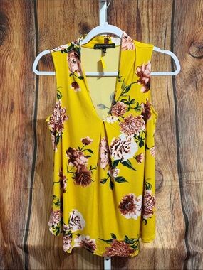 🚨(4/$10) Always Indigo V-neck Blouse Size M
